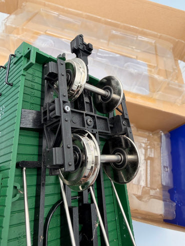 USA Trains R19082 Canadian National / REA Wood Boxcar w/ BB Metal Wheels