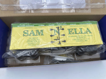 USA TRAINS R16056 SAM-N-ELLA REEFER, YELLOW 1 of 1