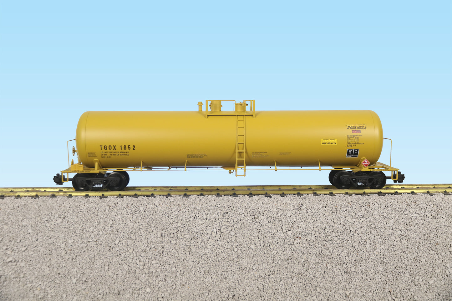 USA Trains US RAIL LEASING 55' Modern Tank Car YELLOW - R15169