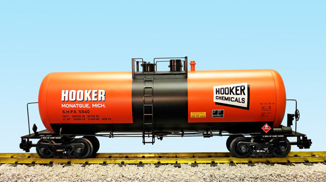 USA Trains Hooker Chemicals 42' Tank Car ORANGE/BLACK - R15256