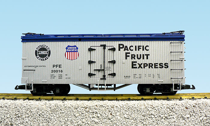 USA Trains R16005B PFE SP/UP REEFER CAR #20014 SILVER