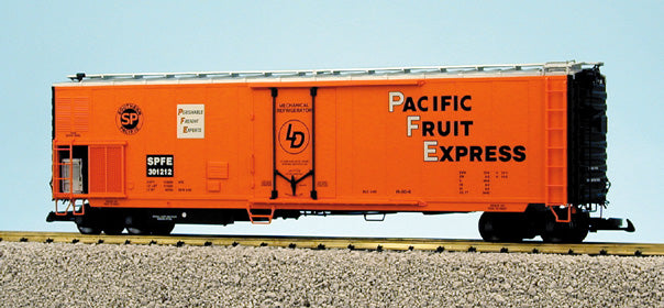 USA Trains R16711 PACIFIC FRUIT EXPRESS SPFE 50' Reefer Car - Orange