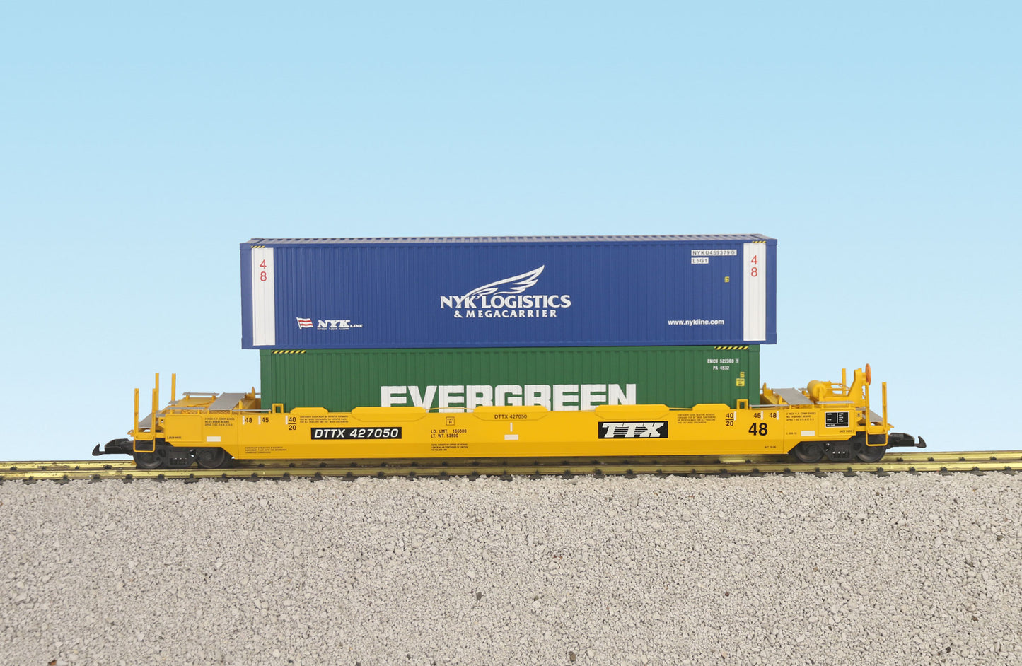 USA TRAINS INTERMODAL Flat Car with 3 Containers - R17103 TTX #3