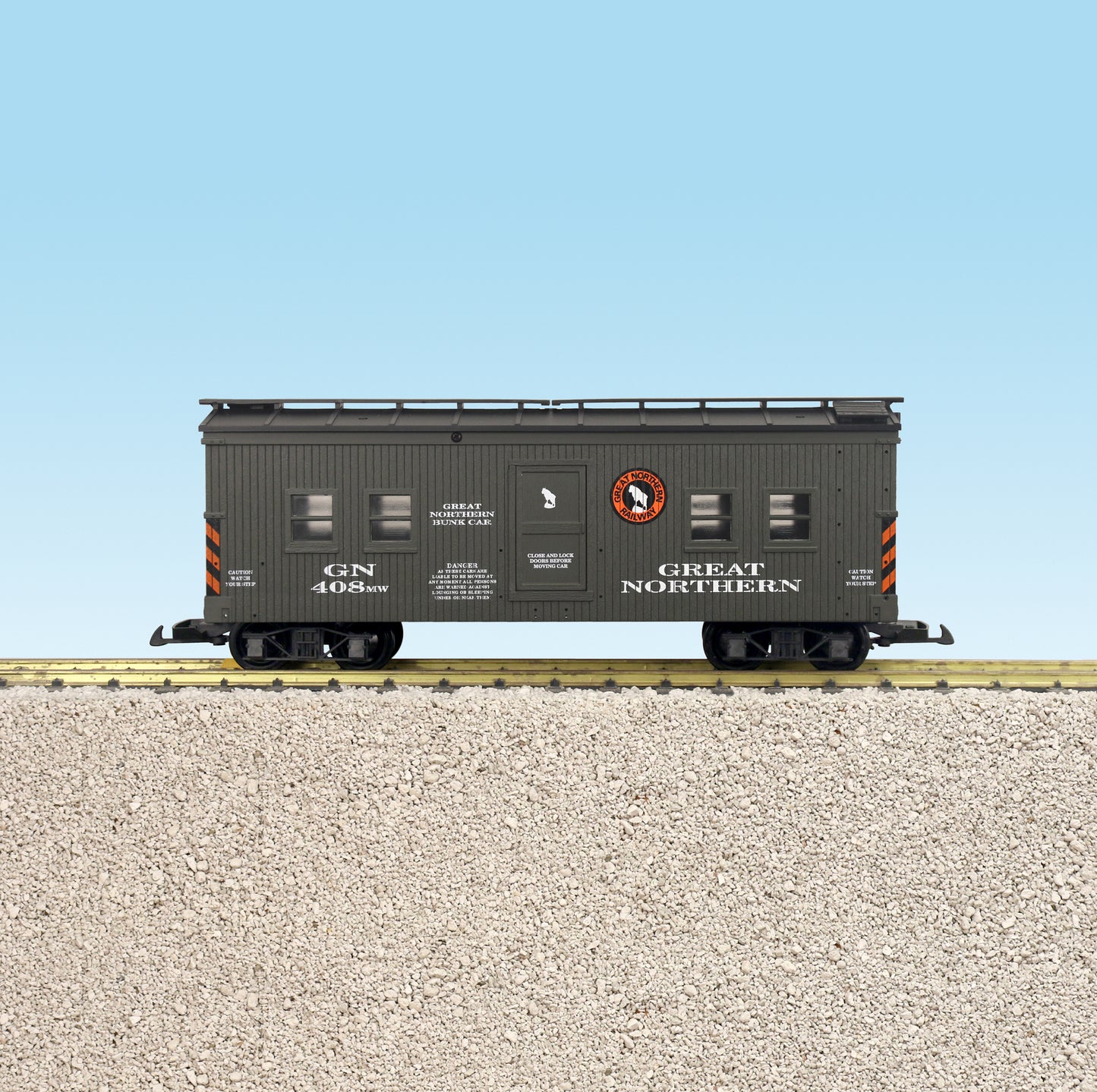 USA Trains Great Northern Bunk Car, Green - R18391