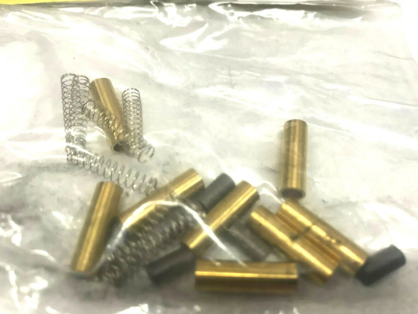 ARISTOCRAFT 29406 Electric Pickup Kit, Set of 8 Tubes, Springs and Brushes My Store