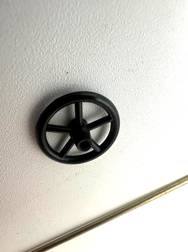 USA TRAINS R16-007 Brass Brake Wheel Shaft and Plastic Brake Wheel