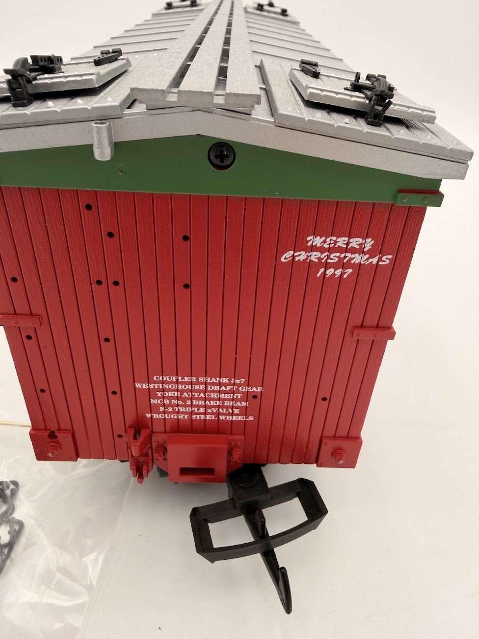 USA Trains R13015 CHRISTMAS 1997 Holiday Boxcar Reefer