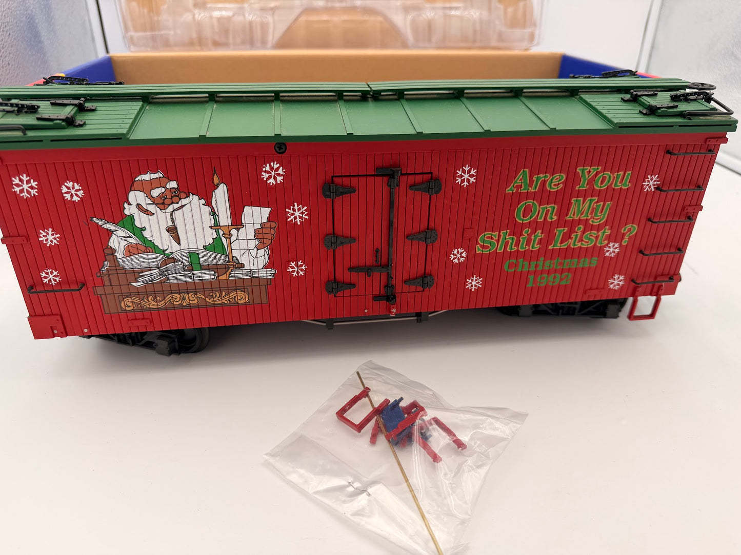 USA Trains CHRISTMAS 1992 Holiday Boxcar "Are you on my shit list"