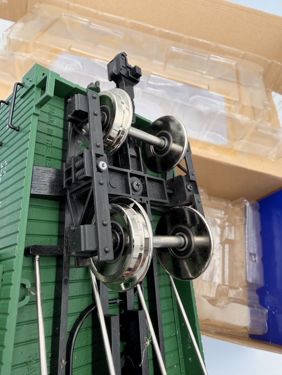 USA Trains R19082 Canadian National / REA Wood Boxcar w/ BB Metal Wheels