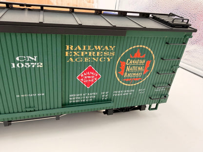 USA Trains R19082 Canadian National / REA Wood Boxcar w/ BB Metal Wheels