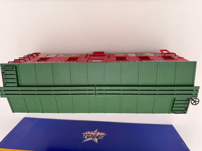 USA Trains R18302 CHRISTMAS Boxcar 2021 - Santa's Elves Workshop with BB Metal Wheels