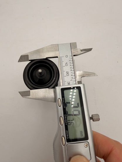 USA Trains Standard G Scale Wheel set - 4 Axles, 2 Pair