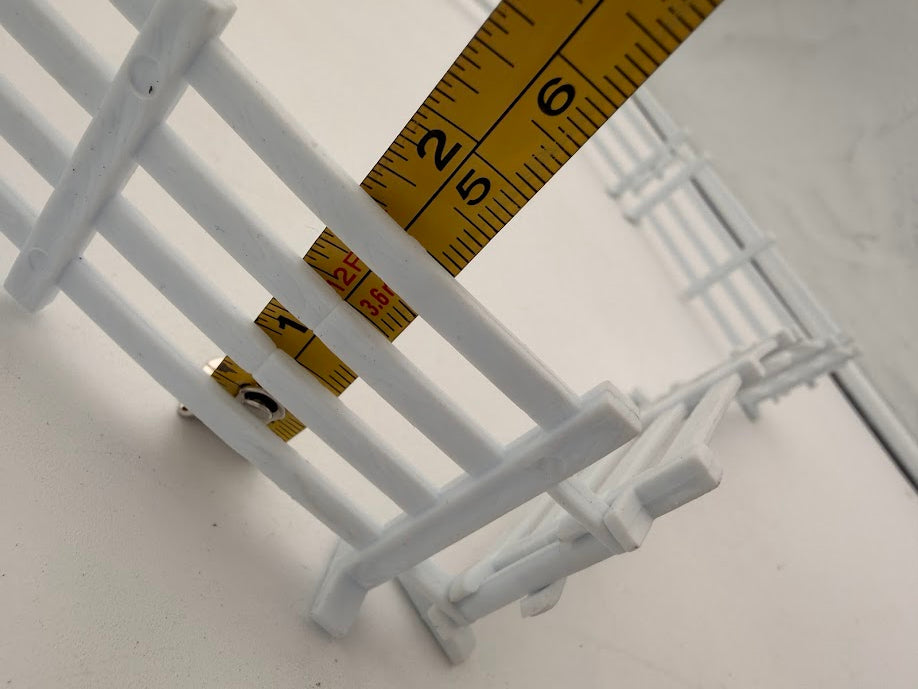 G-scale White Farm Style Fence - approx 4' Feet Long, 10 Pieces of fencing