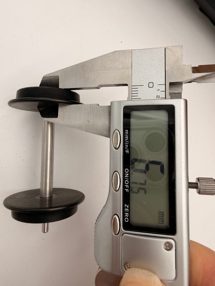 10 PAIR (20 Axels) ROLL-EZ Black Metal G Scale Train Wheels