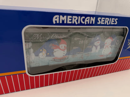 SPECIAL COLOR USA Trains R13043 CHRISTMAS Reefer 2025 "Snowmen" Holiday Boxcar - GREEN