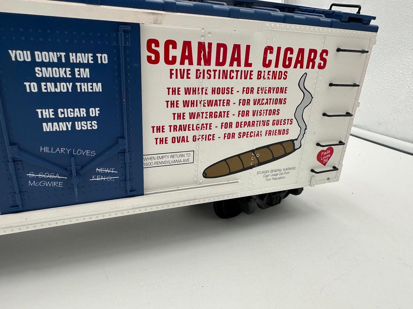 USA Trains Custom Boxcar South Eastern Express "Scandal Cigars"