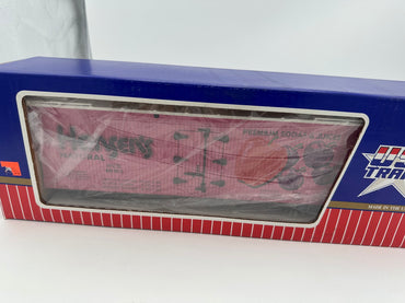 USA Trains Hansen's Natural Premium Soda RARE PINK Boxcar with Metal Wheels - Limited Run