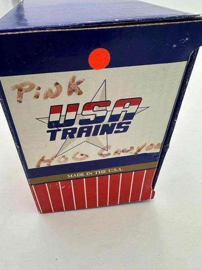 USA Trains Hog Canyon Lines Reefer PINK Boxcar with Roll-EZ Metal Wheels - Limited Run