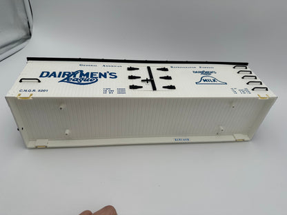 BACHMANN 93266 Dairymans League Reefer Body Only For Scratch Building or Scenics