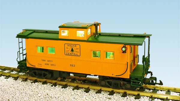 USA Trains R12164 Maine Central Center Cupola Caboose - Harvest Gold and Green