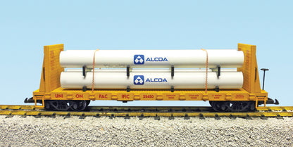 USA Trains R17602A Union Pacific Alcoa PIPE LOAD Flatcar #25450 YELLOW