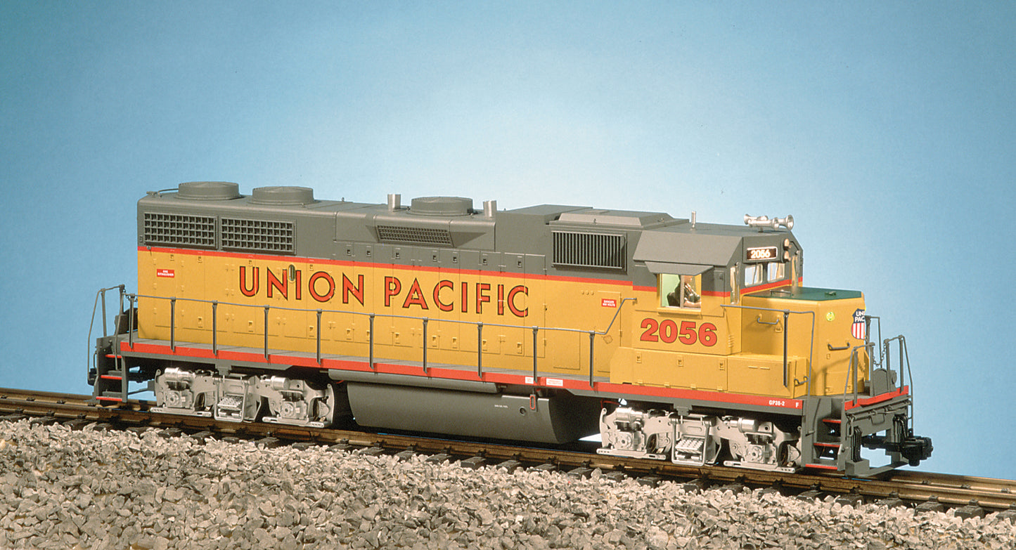 PREORDER USA Trains GP38-2 Union Pacific Yellow/Gray/Red DIESEL R22206 with Smoke and Lights
