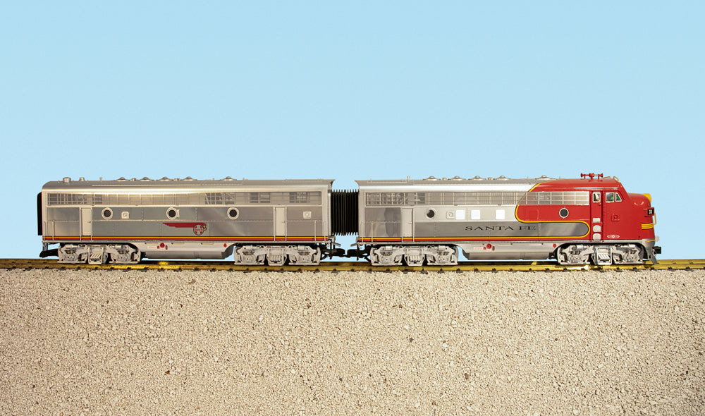 USA Trains R22282 EMD F7-AB Santa Fe Warbonnet Chrome Locomotive Set