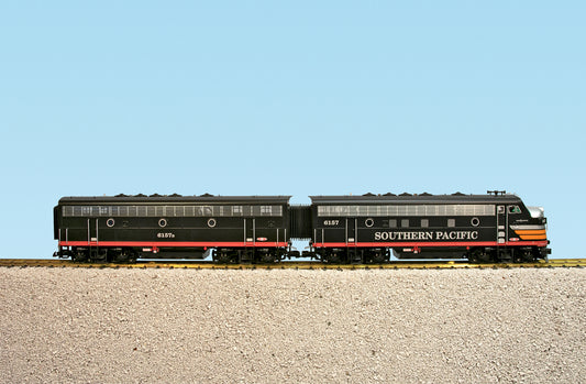 USA Trains R22287 SOUTHERN PACIFIC F7 AB UNITS BLACK WIDOW Diesel Locomotive