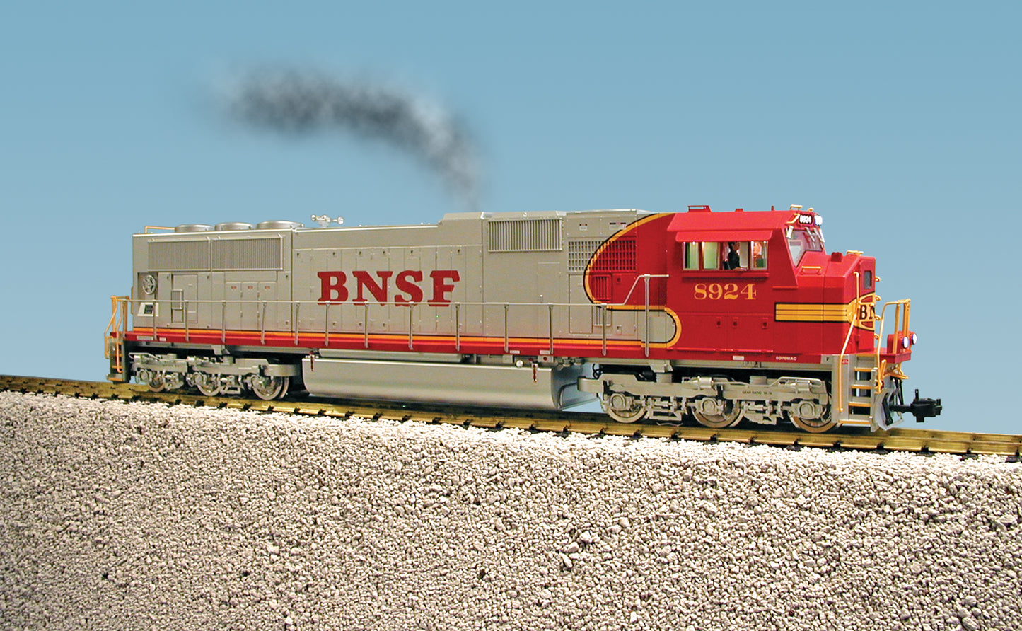 USA Trains R22606 SD70 MAC Diesel BNSF Red/Silver - PREORDER