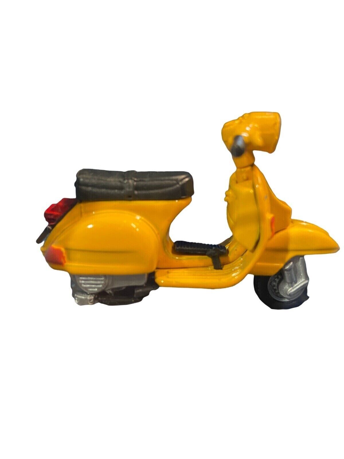 G-SCALE New-Ray 1978 Vespa P200E Moped bike 1:32 Diecast Metal ORANGE