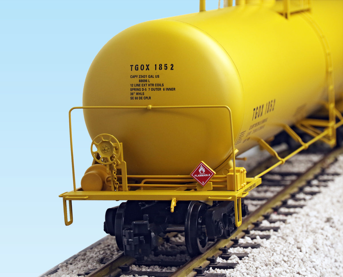USA Trains Union Pacific PATRIOTIC Flag 55' Modern Tank Car Yellow/Gray- R15182 IN STOCK NOW