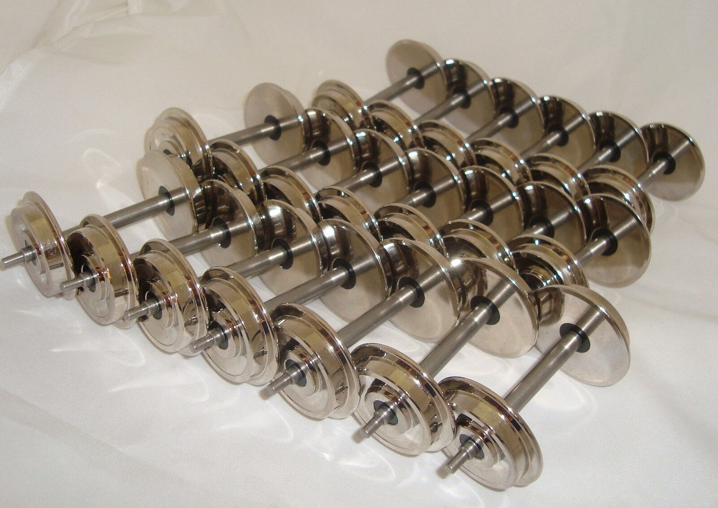 10 PAIR (20 Axels) ROLL-EZ Polished Silver/Chrome Metal G Scale Train Wheels