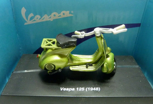 G SCALE New-Ray 1948 Green Vespa 125 Moped bike - 1:32 Diecast Model