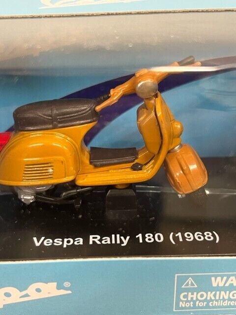 G-Scale New-Ray 1968 Vespa RALLY 180 Moped 1:32 diecast Model Orange